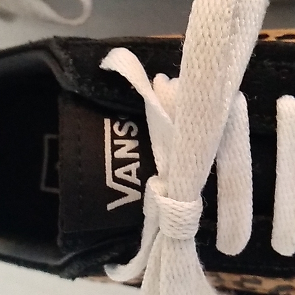 Vans girl's black suede sneakers size 1.5 - Picture 7 of 10